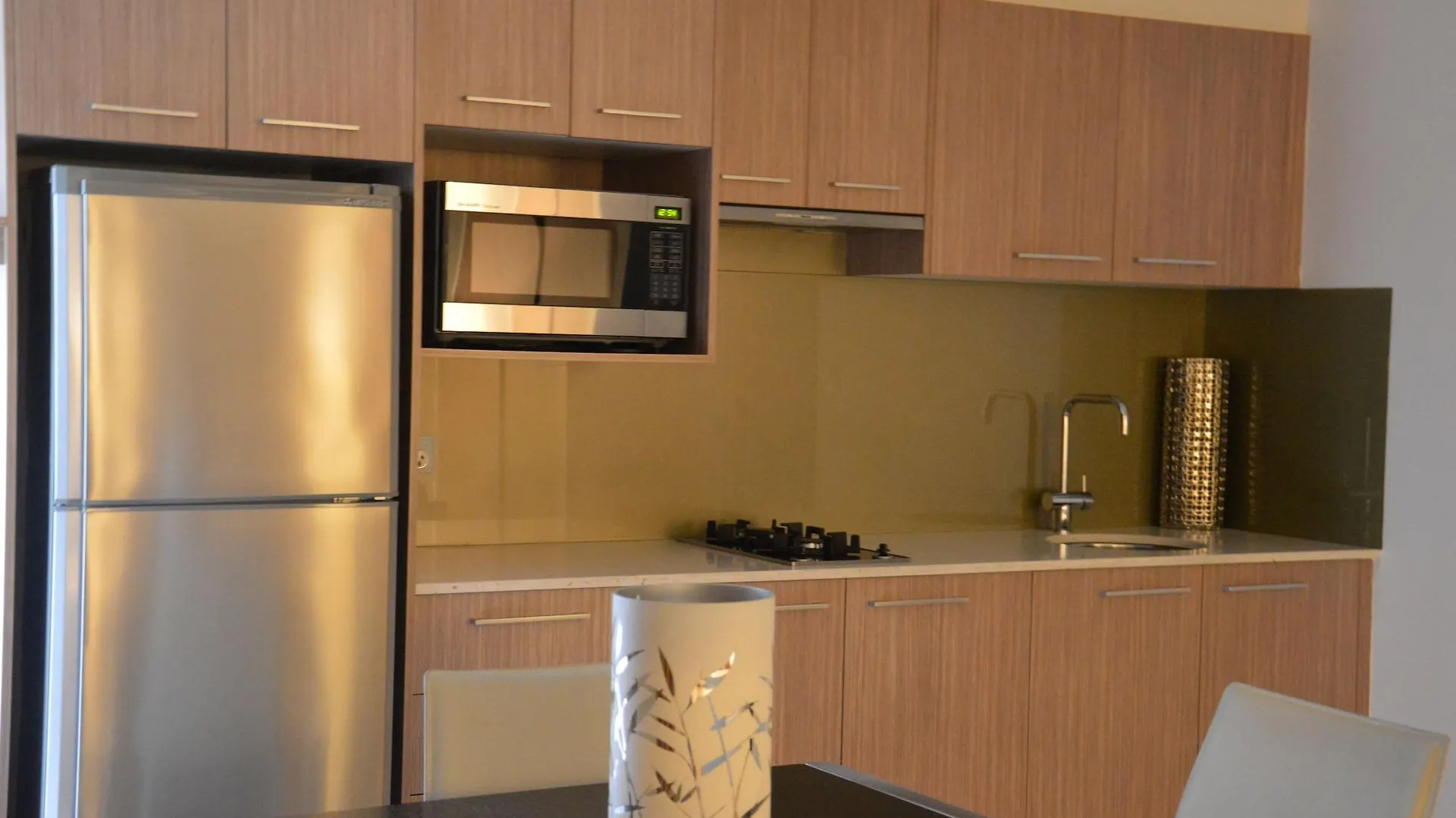 Cbd Executive Apartments Rockhampton 4*,